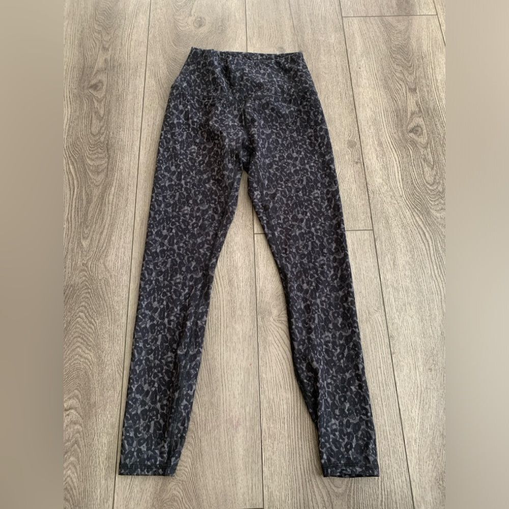 RBX animal print used leggings in good condition and very soft
